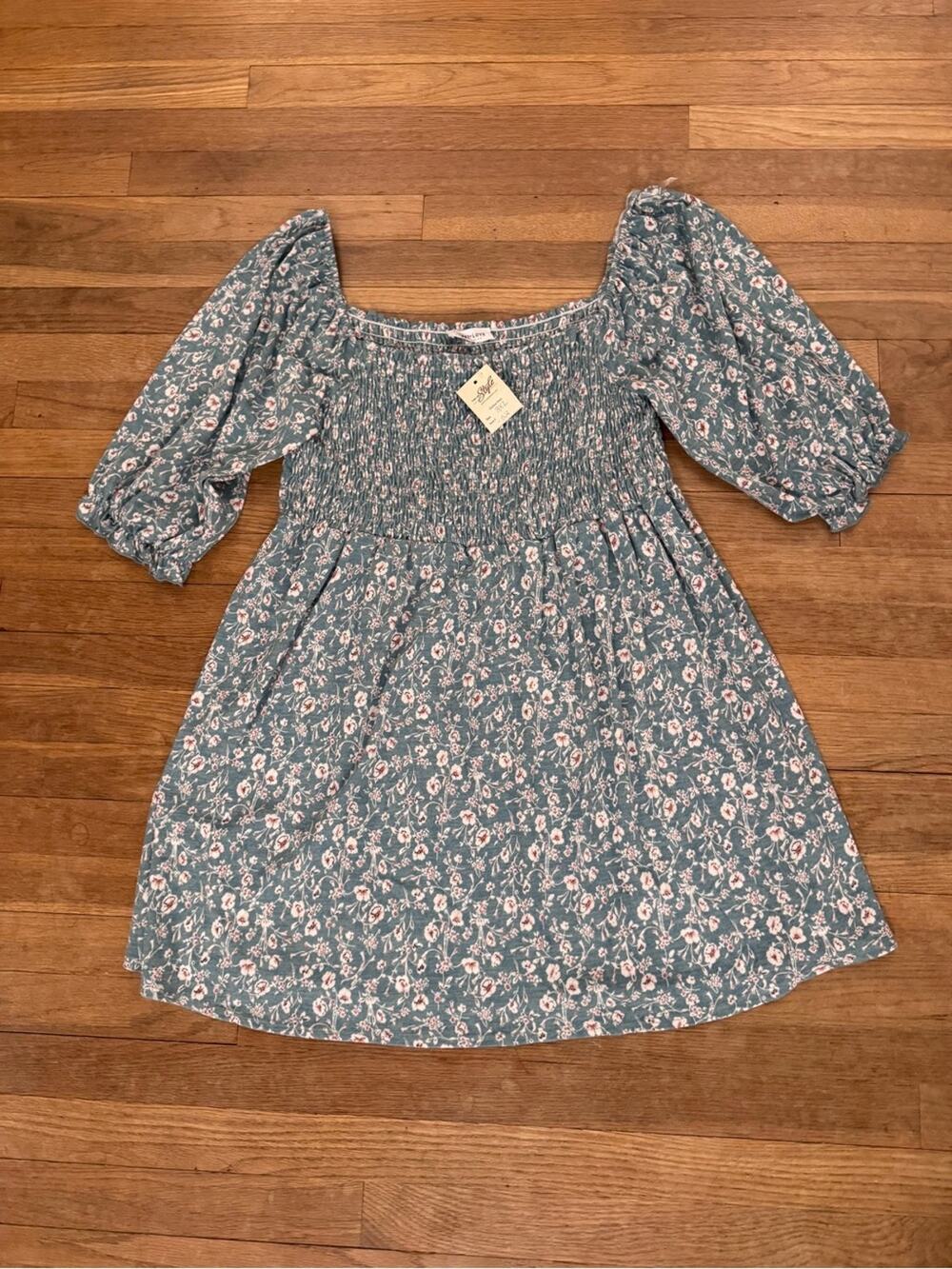 NWT First Love by Lovelyn Women's Blue Floral Mini Dress - Size 3X
 b19
